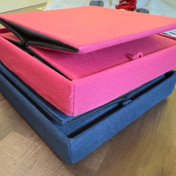 Kid's Poppin Box Seat, Ottoman, Footstool and Storage All in One Collapsible Box - Picture 5 of 9